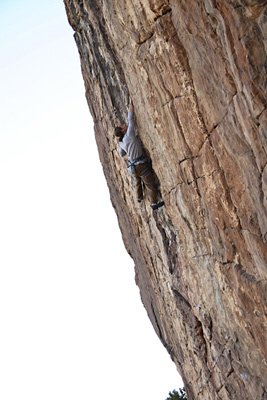 Josh Horniak on Supreme Species (5.12c), Mass Extinction Block.